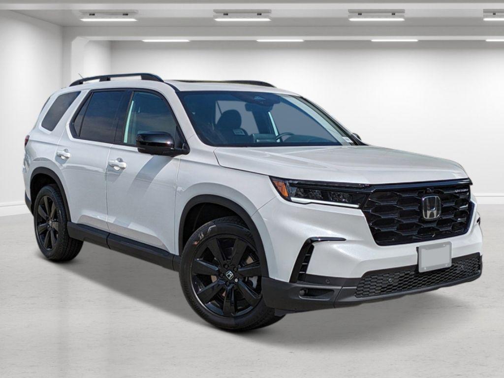 new 2025 Honda Pilot car, priced at $56,530