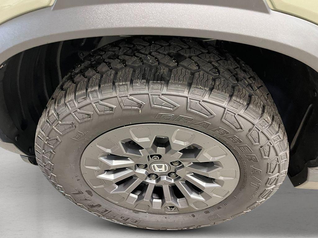 new 2026 Honda Passport car, priced at $50,400