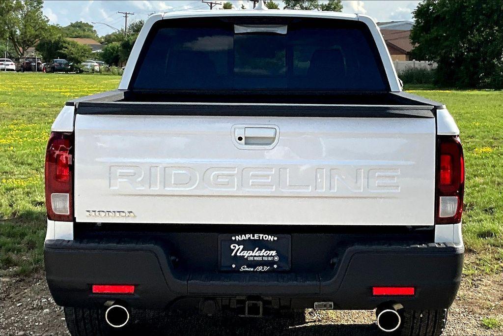 new 2024 Honda Ridgeline car, priced at $44,430