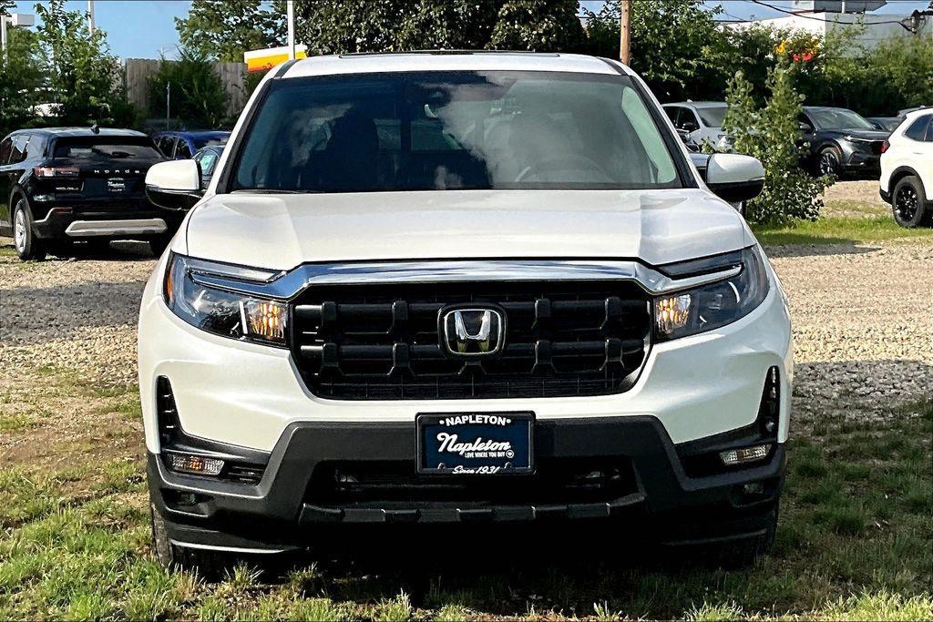 new 2024 Honda Ridgeline car, priced at $44,430