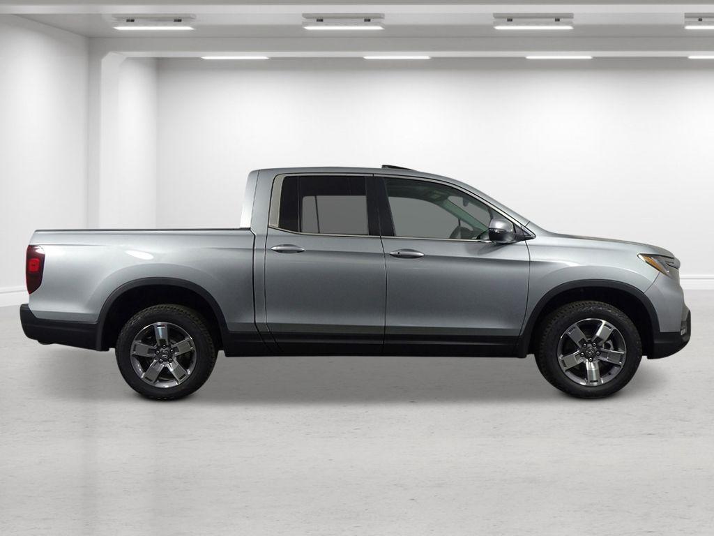new 2025 Honda Ridgeline car, priced at $44,430