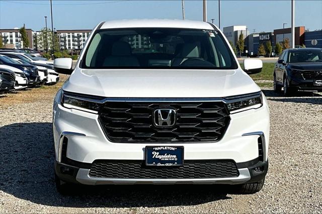 new 2025 Honda Pilot car, priced at $50,000