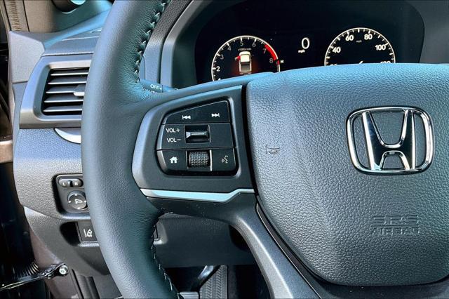 new 2025 Honda Ridgeline car