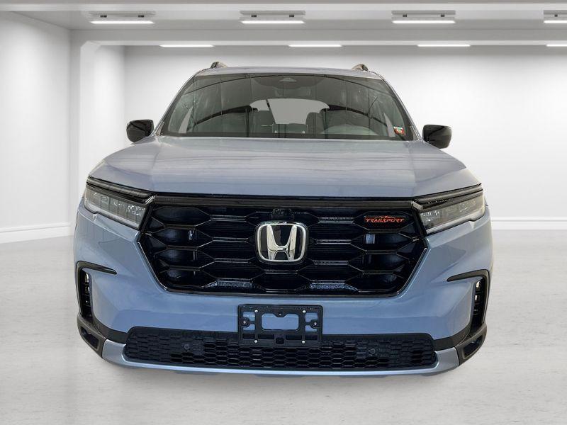 new 2025 Honda Pilot car, priced at $51,350