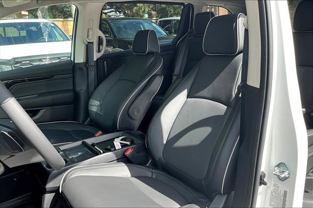 new 2025 Honda Odyssey car, priced at $48,460