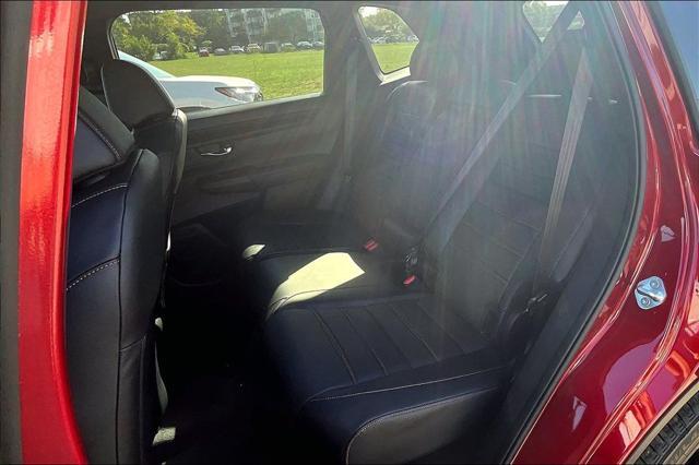 used 2025 Honda CR-V Hybrid car, priced at $37,680