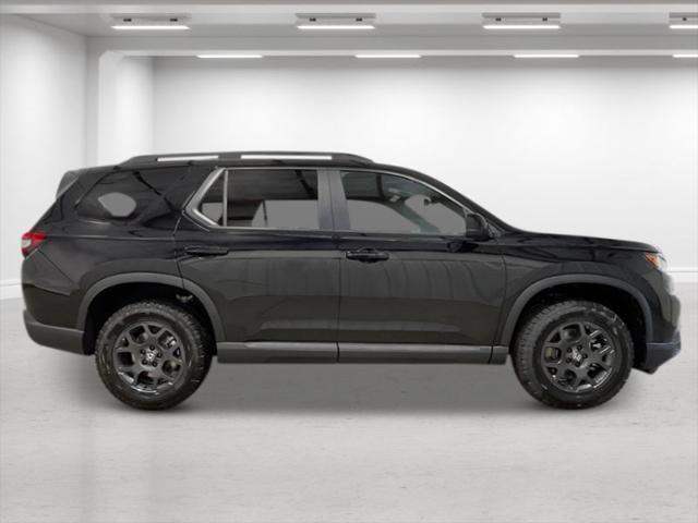 new 2025 Honda Pilot car, priced at $50,850