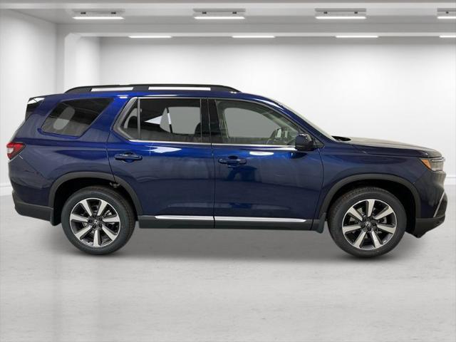 new 2025 Honda Pilot car, priced at $51,050