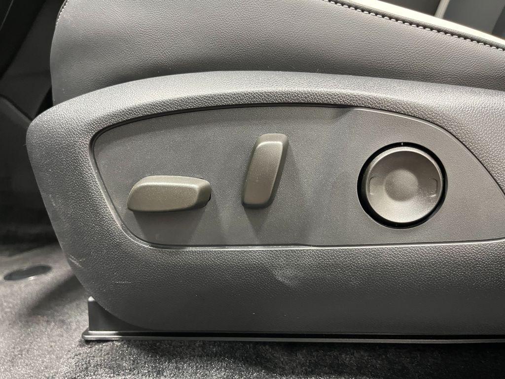 new 2025 Honda Prologue car, priced at $56,650