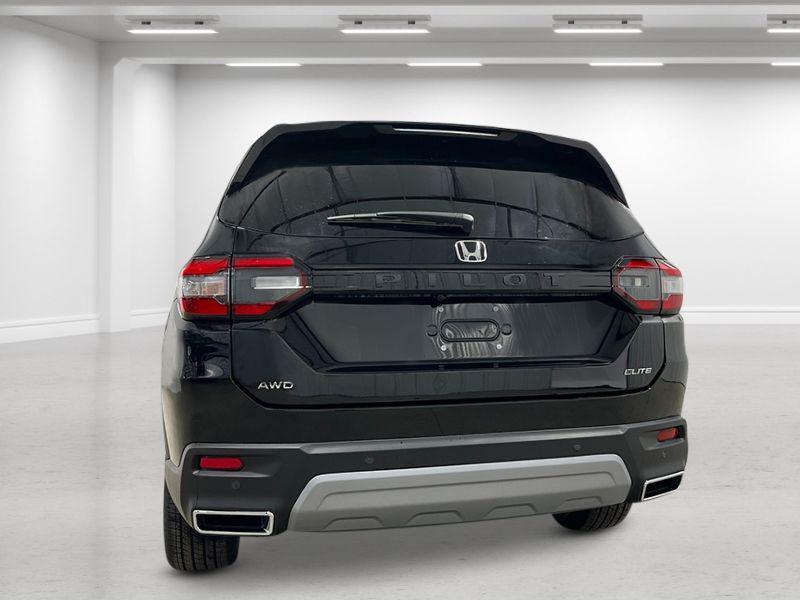 new 2025 Honda Pilot car, priced at $54,575