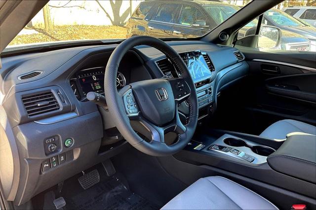 new 2025 Honda Passport car, priced at $47,250