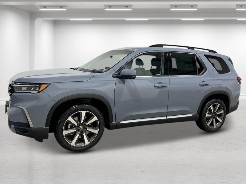 new 2025 Honda Pilot car, priced at $51,550