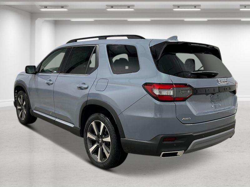 new 2025 Honda Pilot car, priced at $51,550
