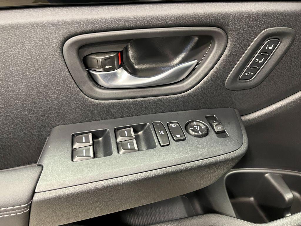 new 2025 Honda Pilot car, priced at $53,450