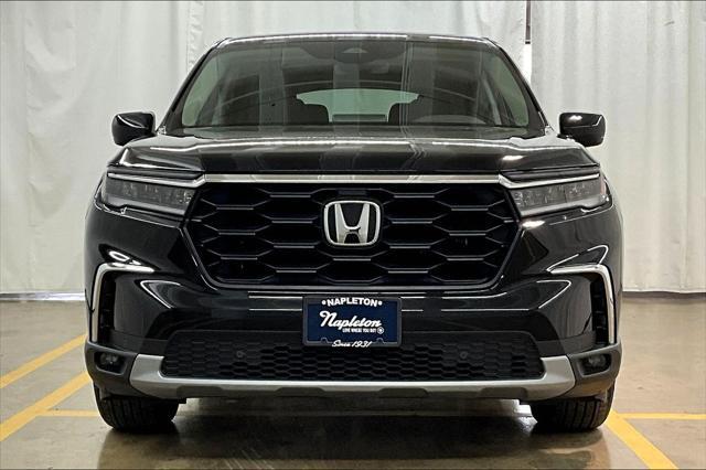 used 2025 Honda Pilot car, priced at $46,800