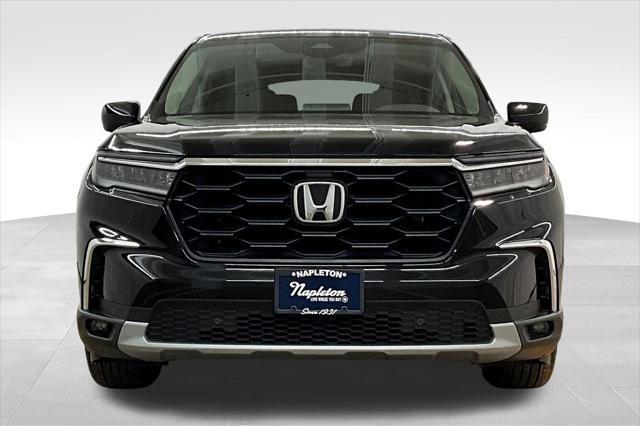 used 2025 Honda Pilot car, priced at $46,800