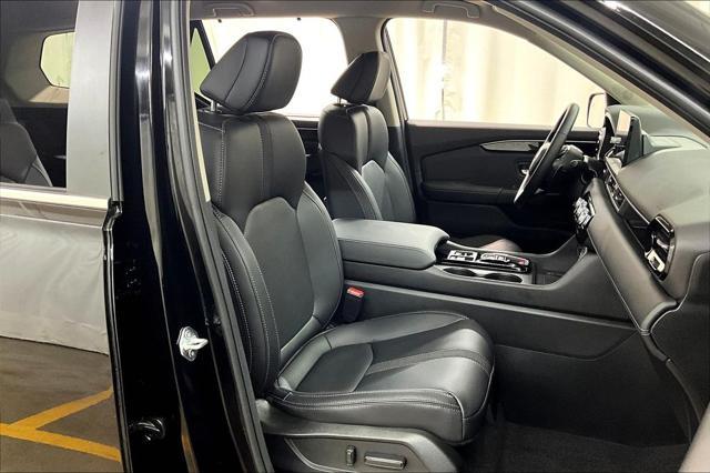 used 2025 Honda Pilot car, priced at $46,800