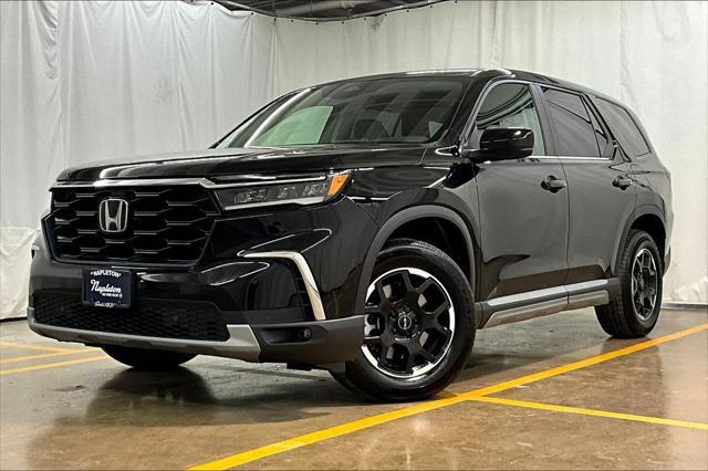 used 2025 Honda Pilot car, priced at $46,800