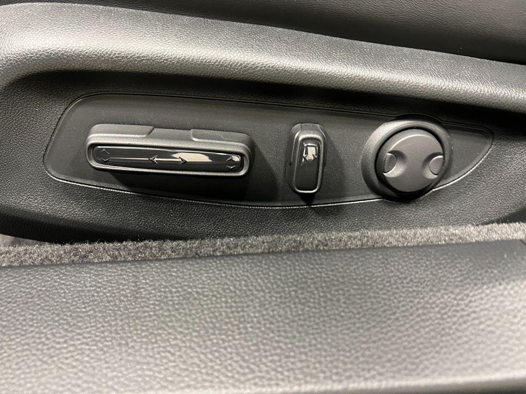 new 2025 Honda Accord Hybrid car, priced at $40,495