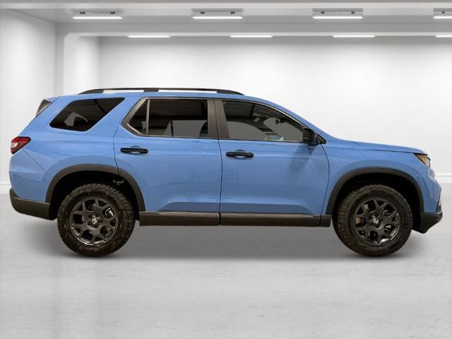 new 2025 Honda Pilot car, priced at $51,305