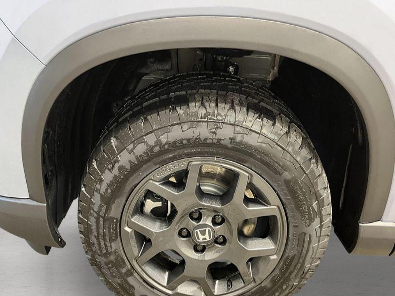 new 2025 Honda Pilot car, priced at $51,785