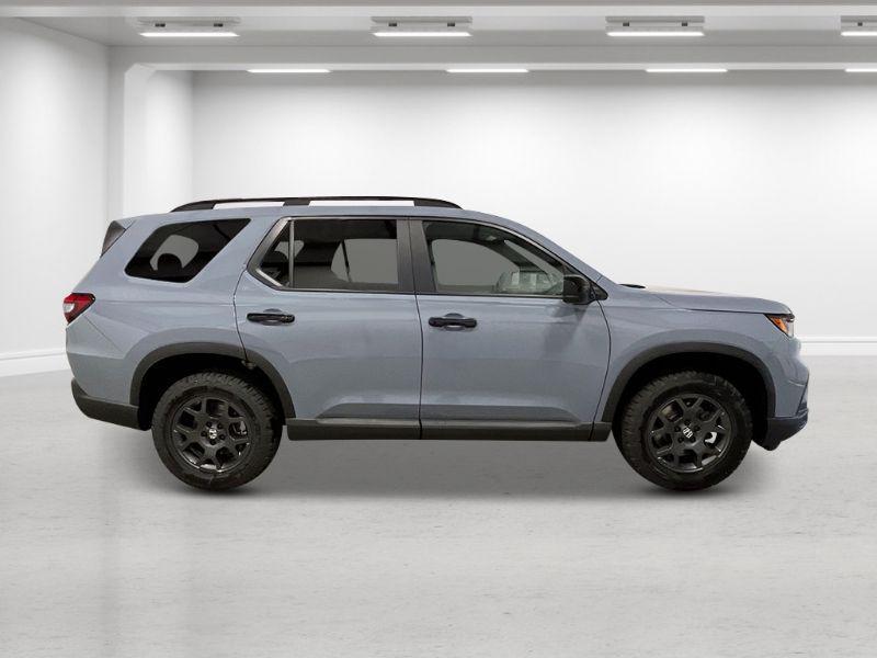 new 2025 Honda Pilot car, priced at $51,785