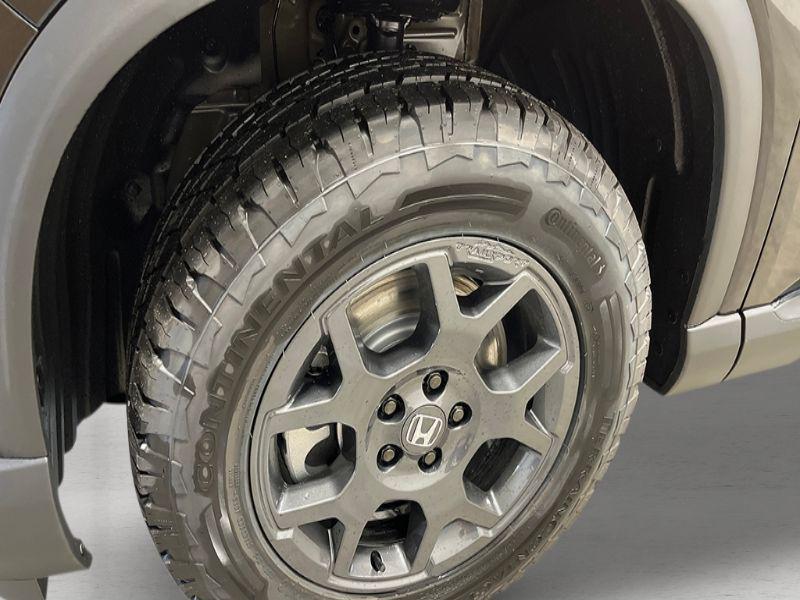 new 2025 Honda Pilot car, priced at $51,375