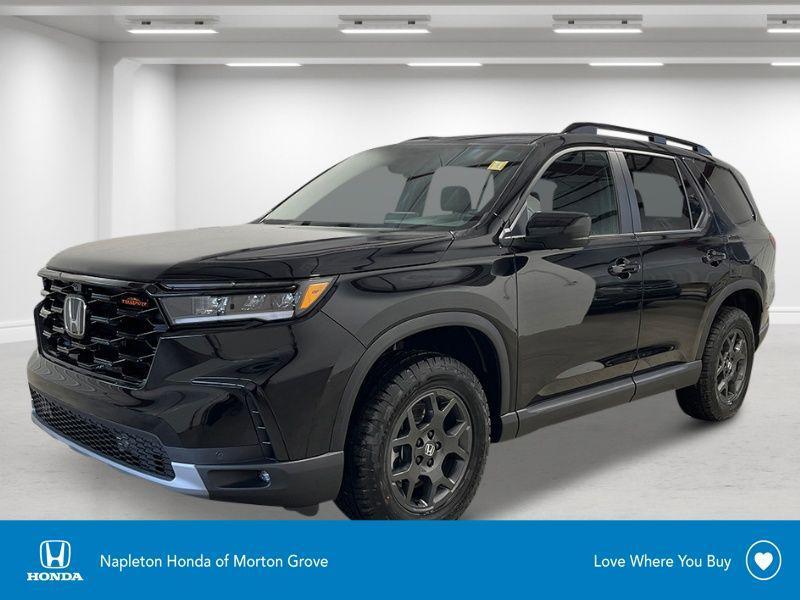 new 2025 Honda Pilot car, priced at $51,375