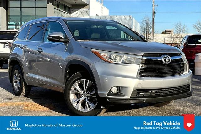 used 2015 Toyota Highlander car, priced at $19,338