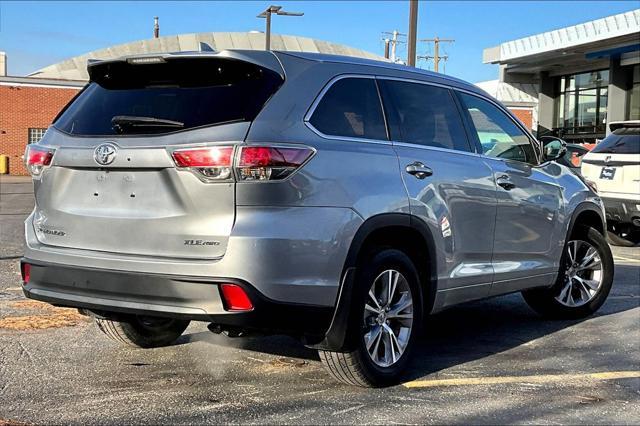 used 2015 Toyota Highlander car, priced at $19,338