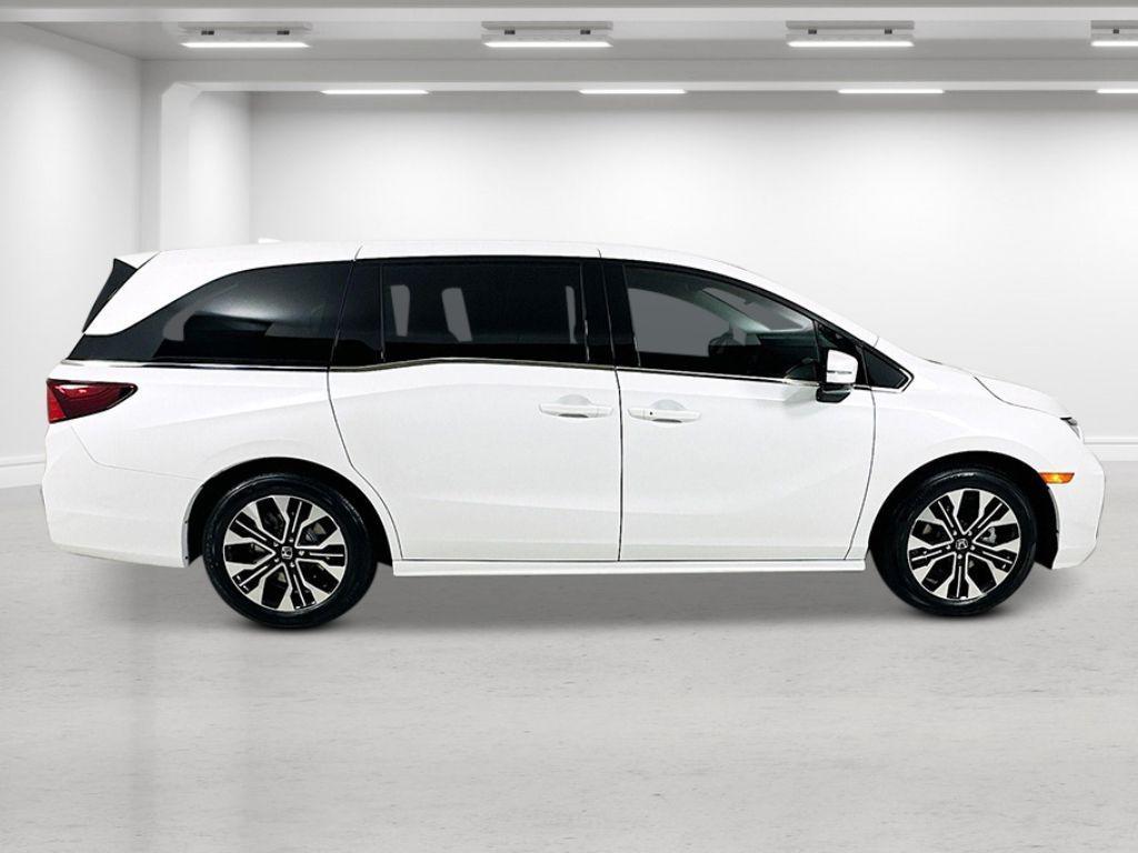 new 2026 Honda Odyssey car, priced at $53,645