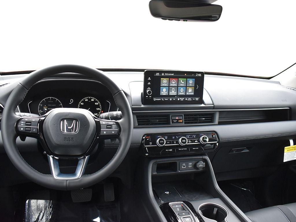 new 2025 Honda Pilot car, priced at $53,750