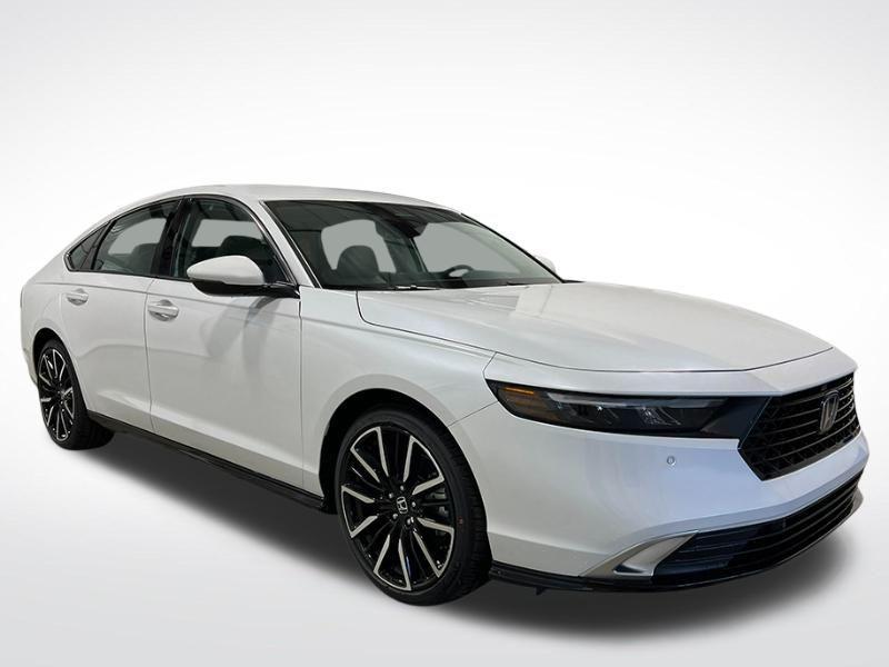 used 2025 Honda Accord Hybrid car, priced at $35,900