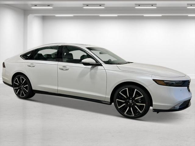 new 2025 Honda Accord Hybrid car, priced at $40,905