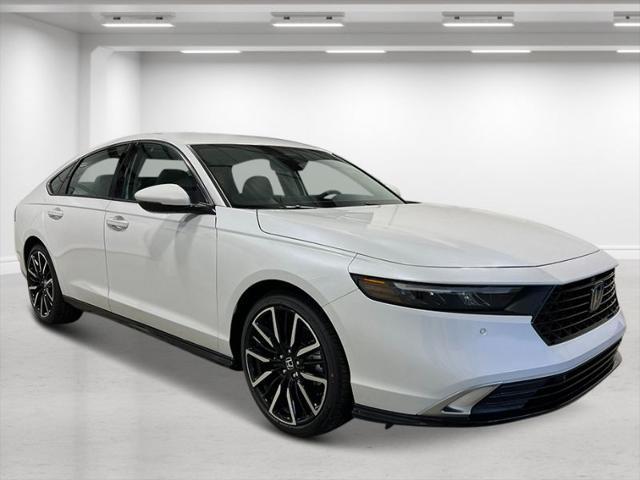 new 2025 Honda Accord Hybrid car, priced at $40,905
