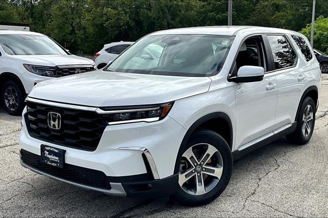 new 2025 Honda Pilot car, priced at $47,450