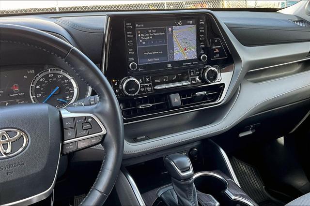 used 2022 Toyota Highlander Hybrid car, priced at $43,738