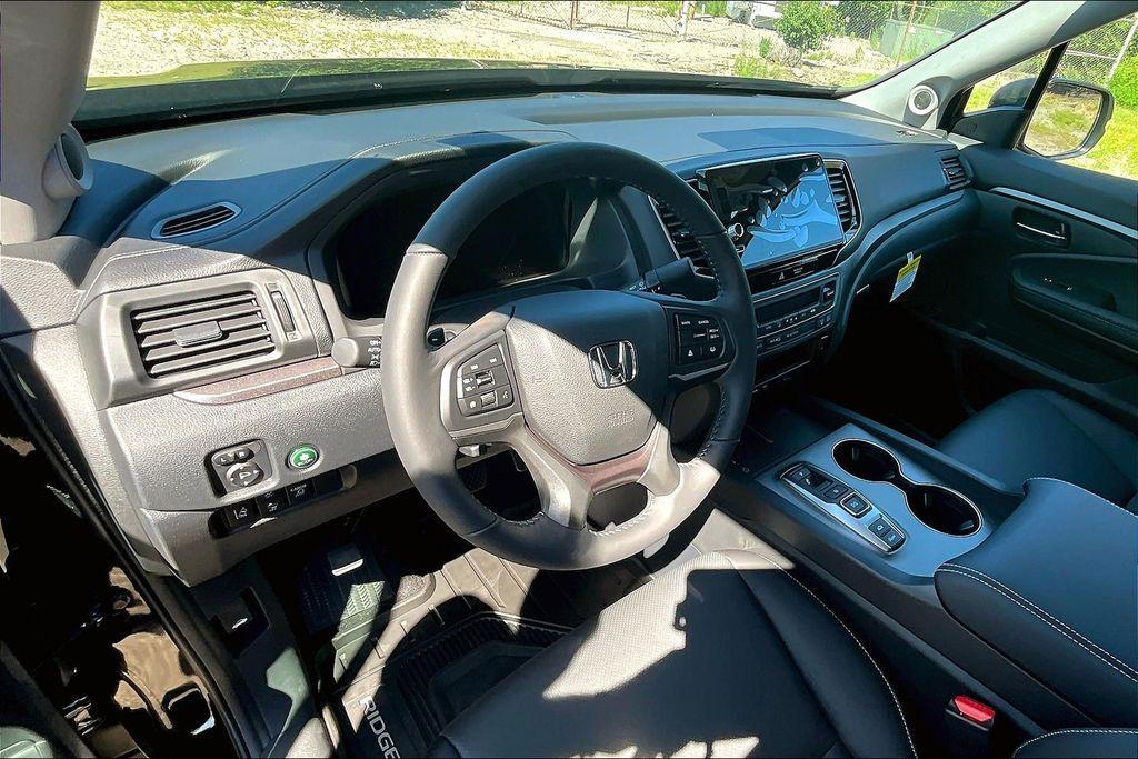 new 2024 Honda Ridgeline car, priced at $43,975