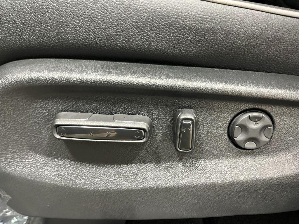 new 2026 Honda Odyssey car, priced at $50,405