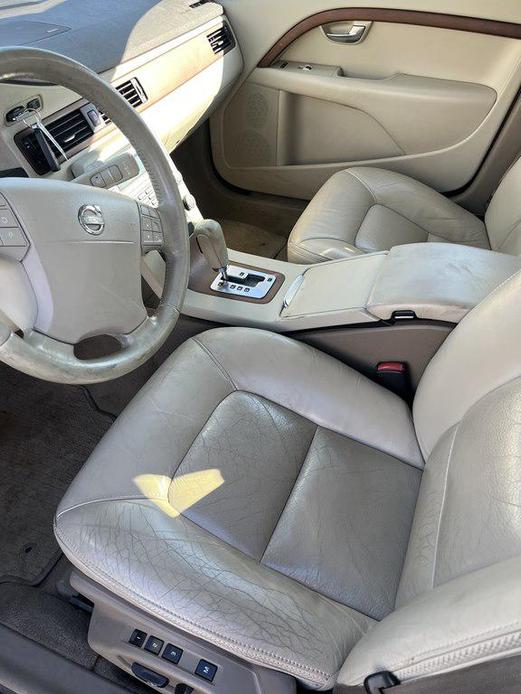 used 2009 Volvo XC70 car, priced at $4,600