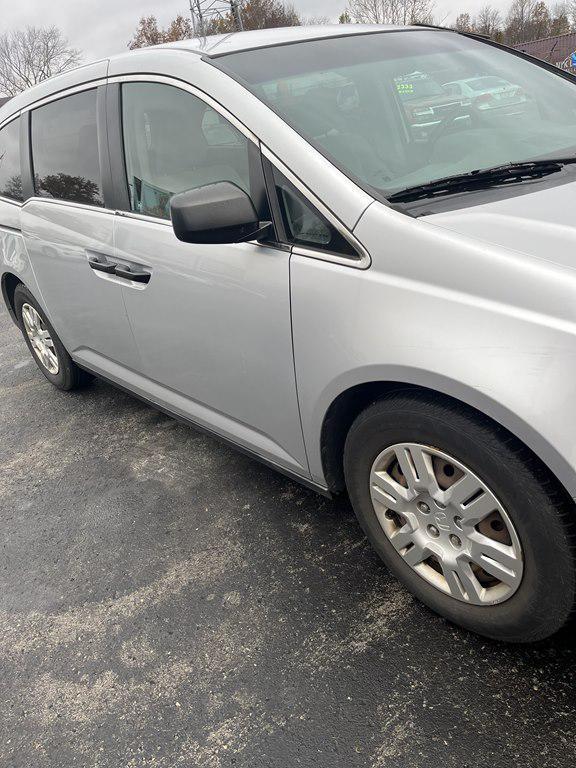 used 2011 Honda Odyssey car, priced at $5,800