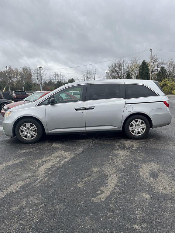 used 2011 Honda Odyssey car, priced at $5,800