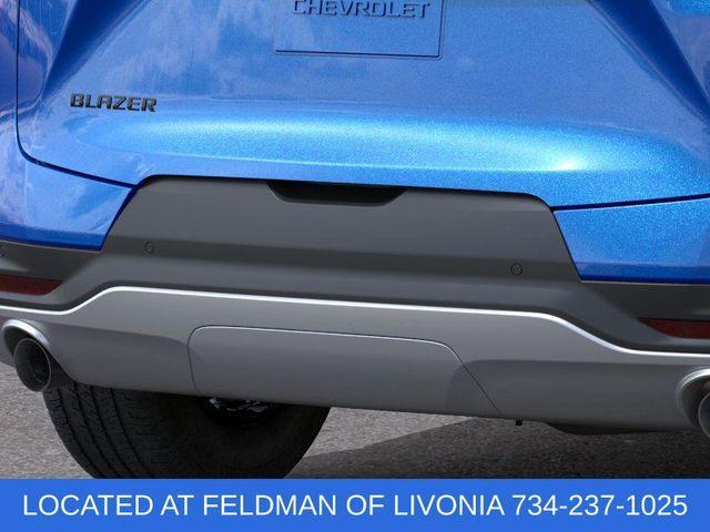 new 2025 Chevrolet Blazer car, priced at $32,460