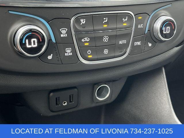 used 2023 Chevrolet Traverse car, priced at $29,990
