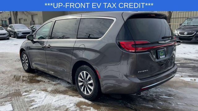 used 2022 Chrysler Pacifica Hybrid car, priced at $20,990