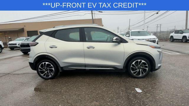 used 2023 Chevrolet Bolt EUV car, priced at $20,470