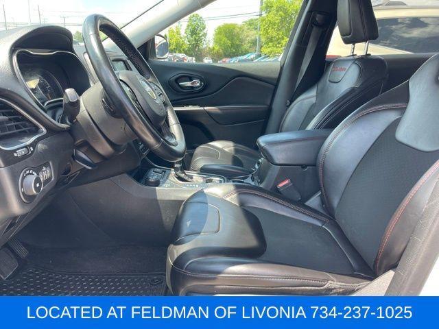 used 2019 Jeep Cherokee car, priced at $17,990