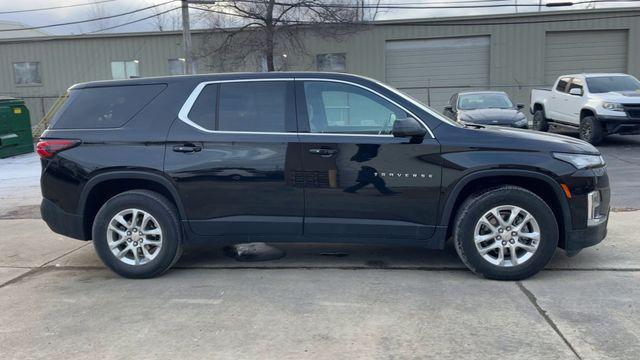 used 2022 Chevrolet Traverse car, priced at $24,990