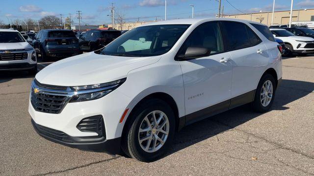 used 2022 Chevrolet Equinox car, priced at $18,990