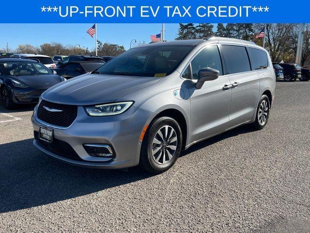 used 2021 Chrysler Pacifica Hybrid car, priced at $19,990